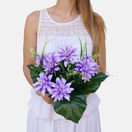 Dahlia x 7 tekokukkakimppu kermainen