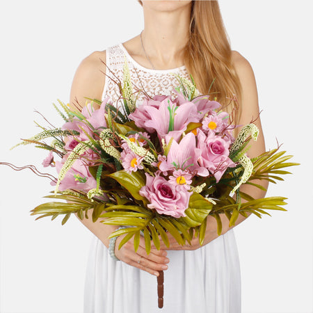 Rose/Lily tekokukkakimppu valkoinen/vaaleankeltainen