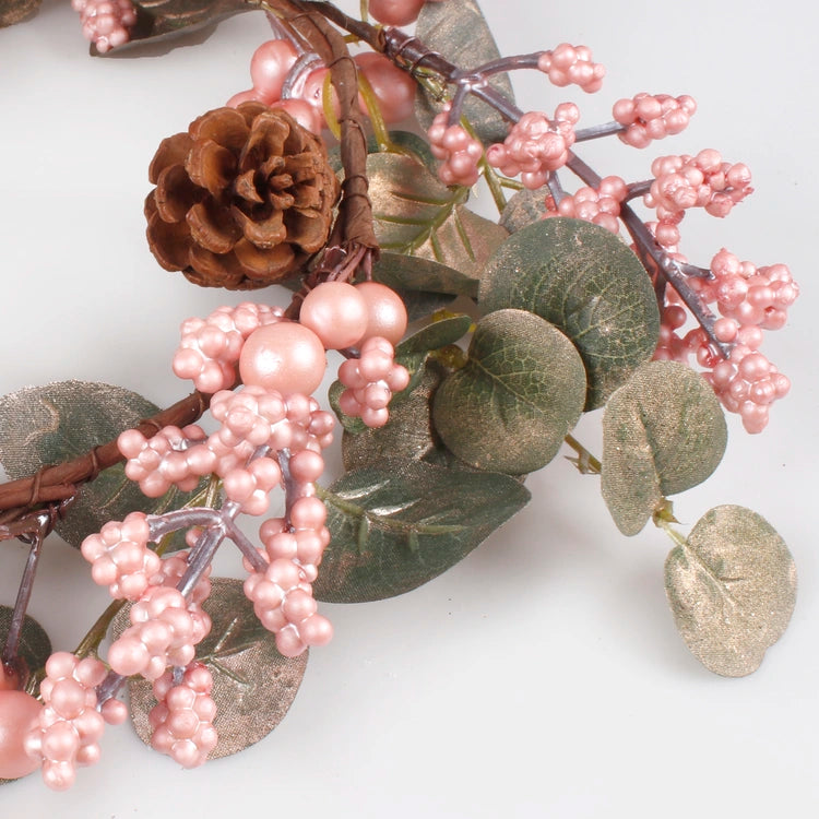Marjakranssi eukalyptuksella vaaleanpunainen - Tekokukat.fi