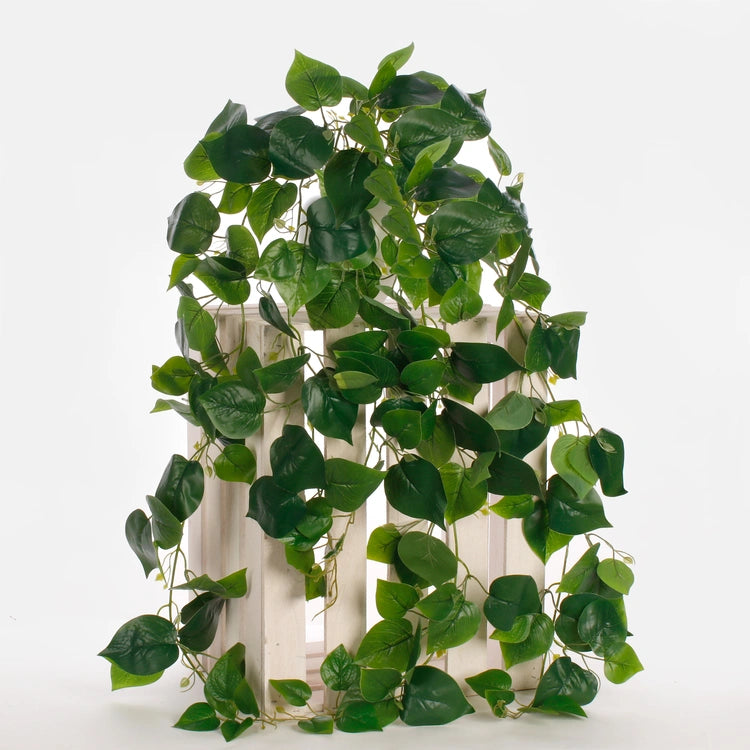 Roikkuva tekokasvi 1,2m - Tekokukat.fi