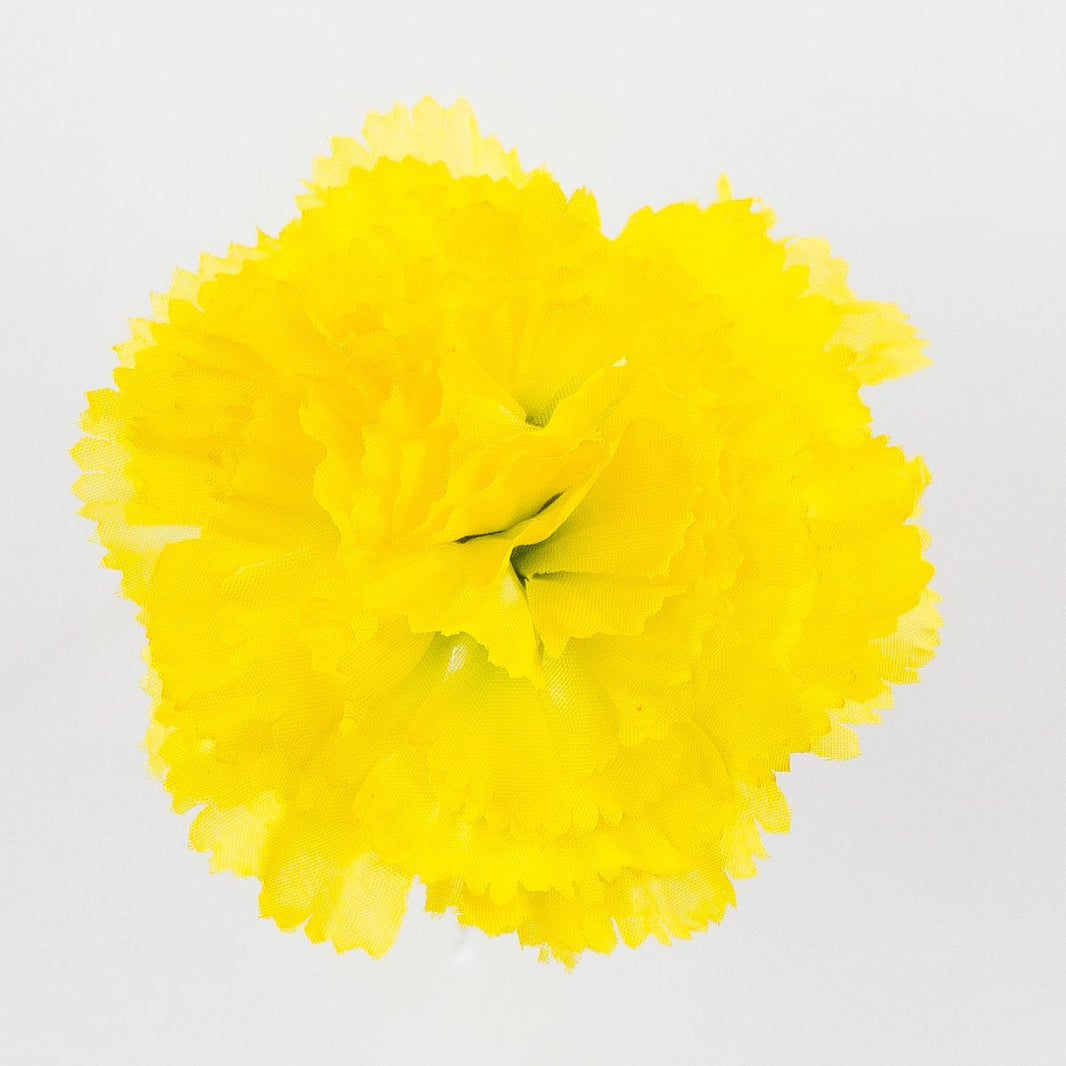 Keltainen tekoneilikan kukkapää, 6 cm, 12 kpl