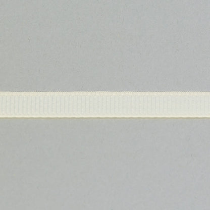 Kermanvärinen koristenauha, 6 mm