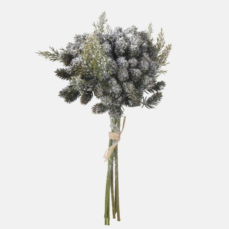 Lumen peittämä lehtikuusi katajan versoilla tekokukkakimppu dk. vihreä - Tekokukat.fi