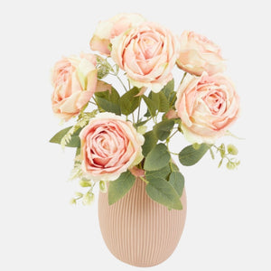 Kerma/vaaleanpunainen