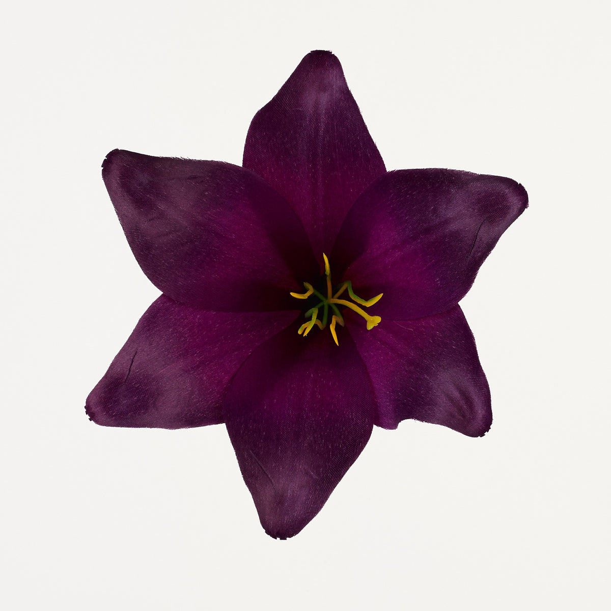 Violetti tekoliljan kukkapää, satiini, 13 cm