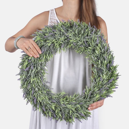 Punainen kartiokranssi 25 cm koristeilla ja glitterillä 
burgundia